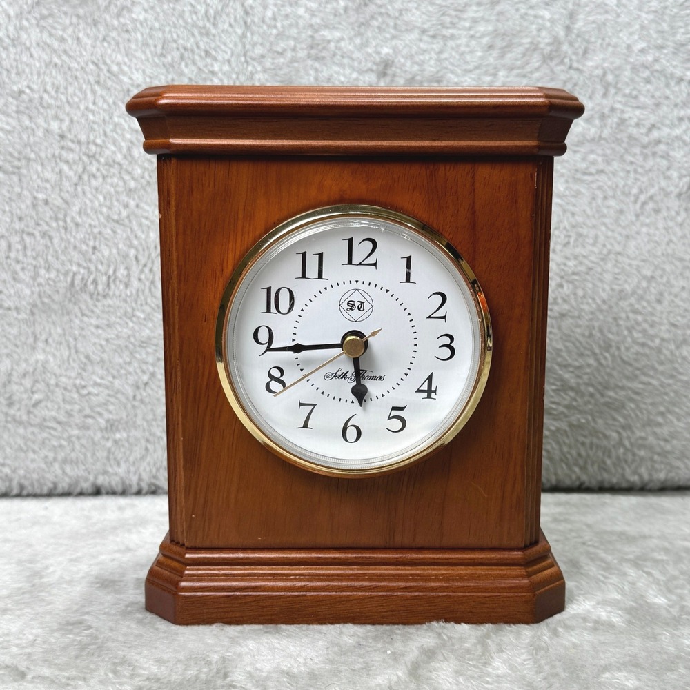 Seth Thomas Wood Mantel Clock Quartz Gold Bezel Traditional Desk Shelf Clock